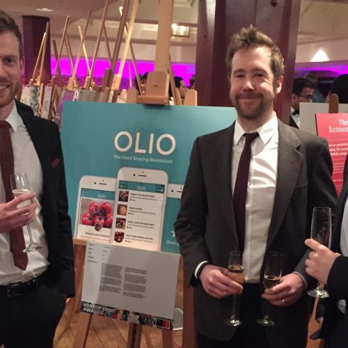 Team Simpleweb with OLIO Board at DoDifferent Awards